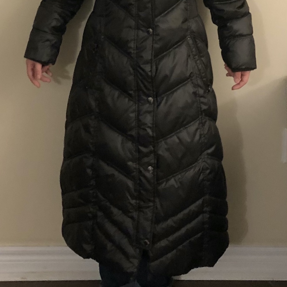 Winter Coat - Picture 9 of 10